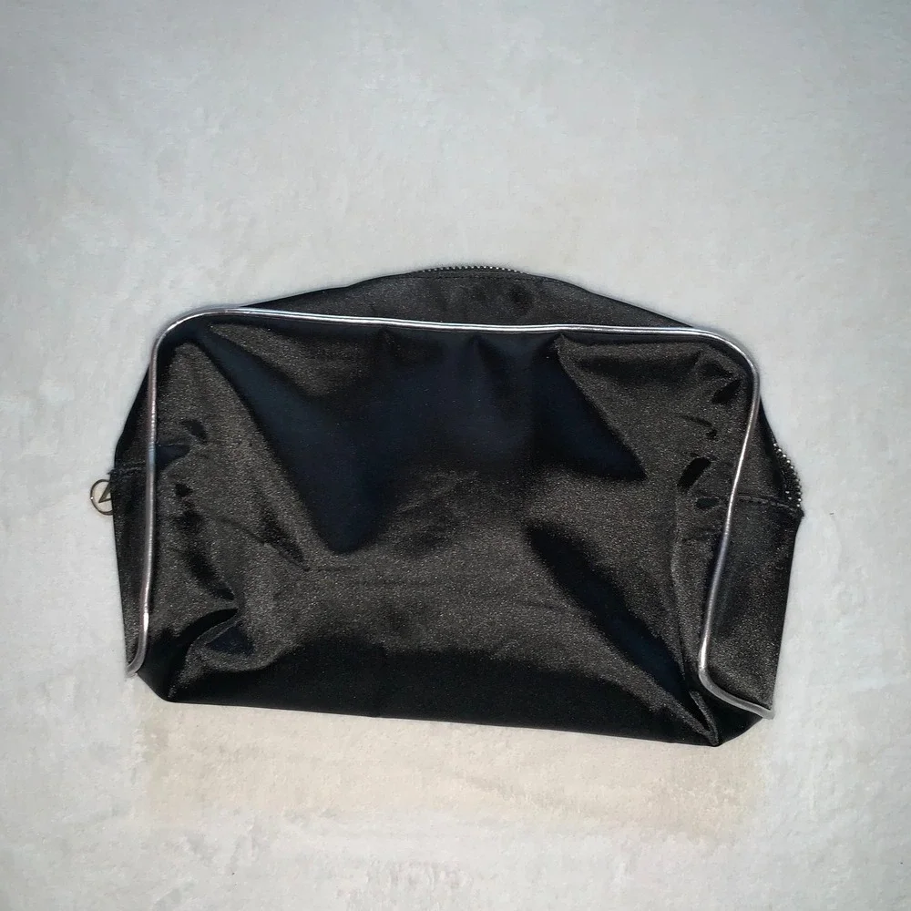 Victoria's Secret black silver make up‎ bag cosmetics bag 2012